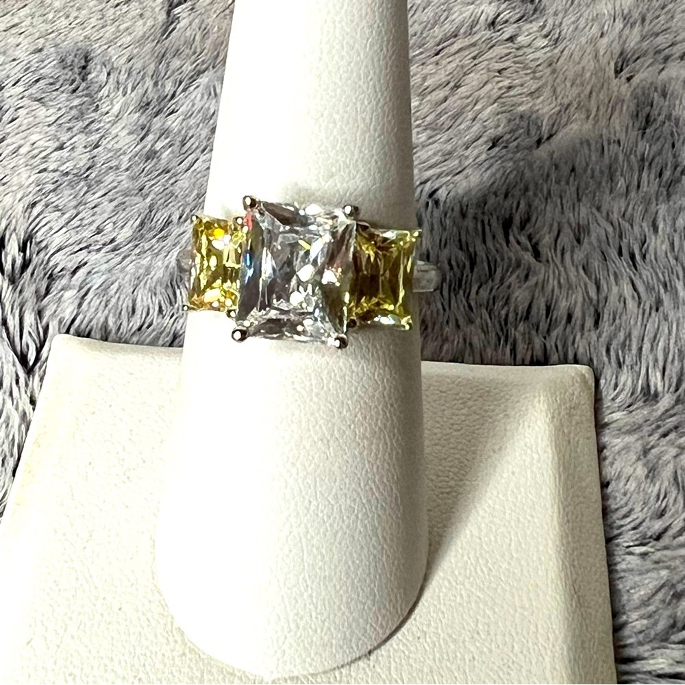Sterling Silver Cubic Zirconia Trilogy Ring Size 8